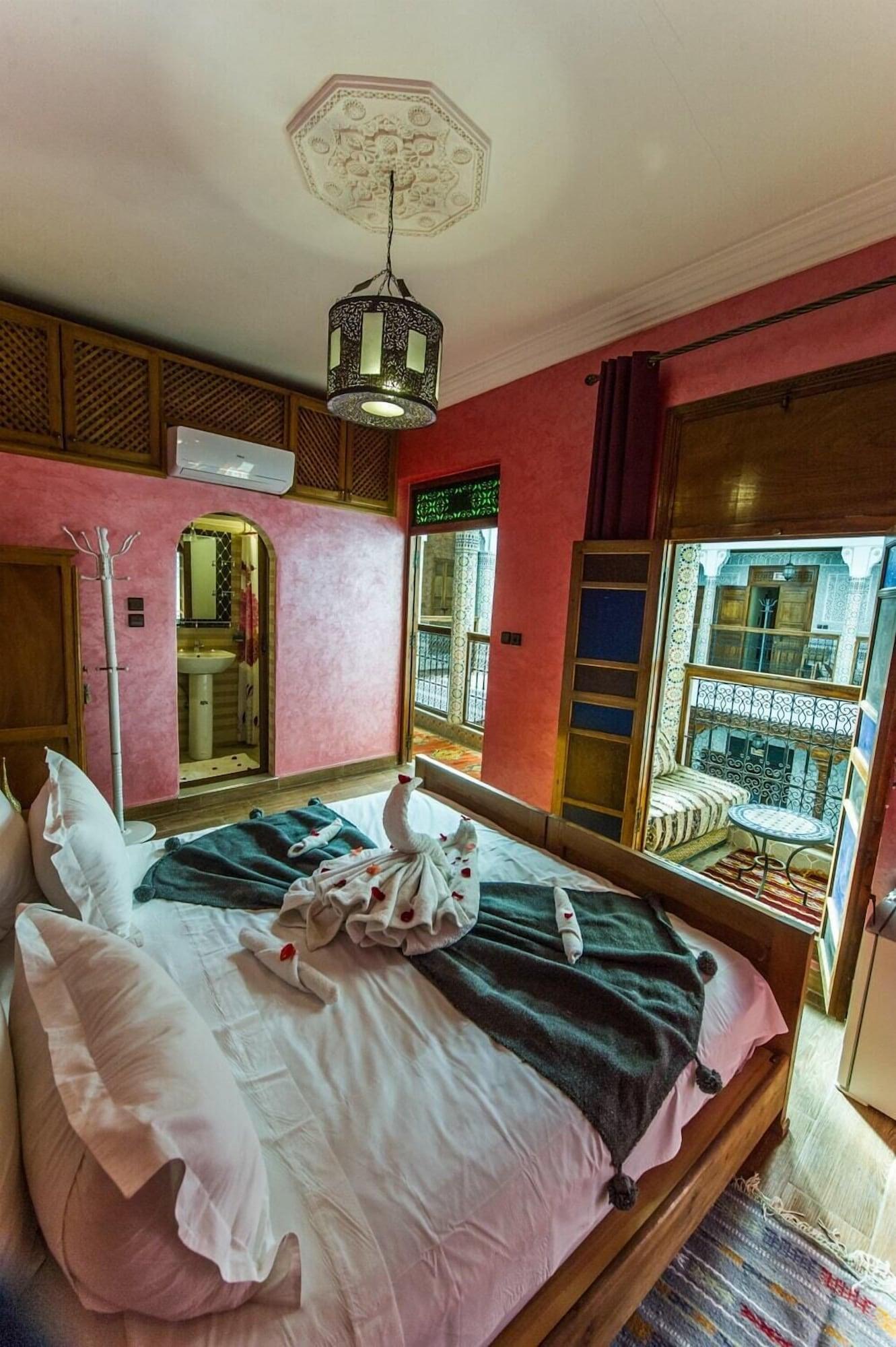 Riad Atlas Mejbar Marrakesh Bagian luar foto